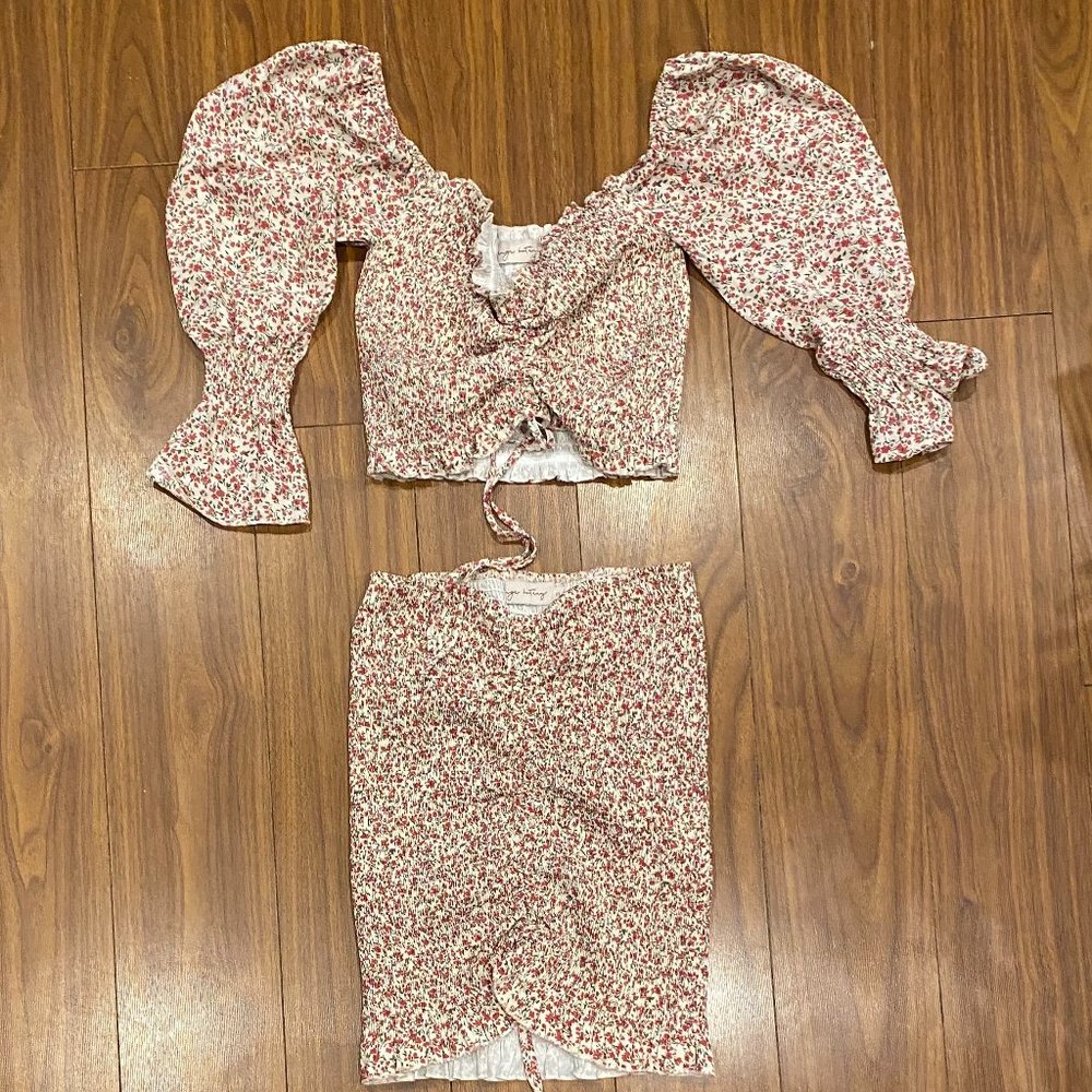 Beige Botany Floral Set